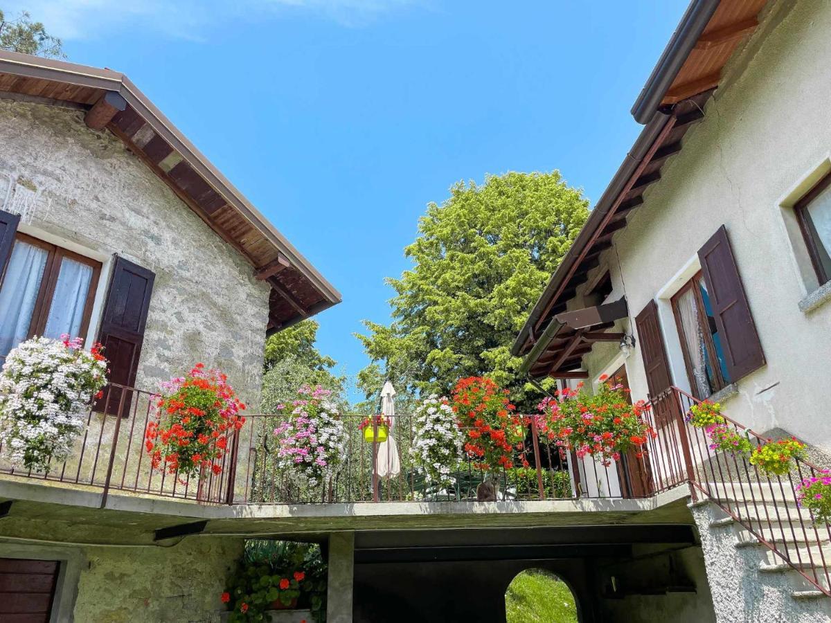 Appartamento Tivano Balcone Con Vista Lago Bellagio Bagian luar foto