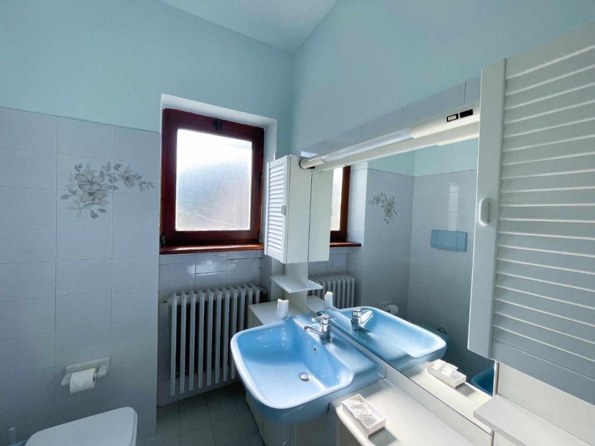 Appartamento Tivano Balcone Con Vista Lago Bellagio Bagian luar foto