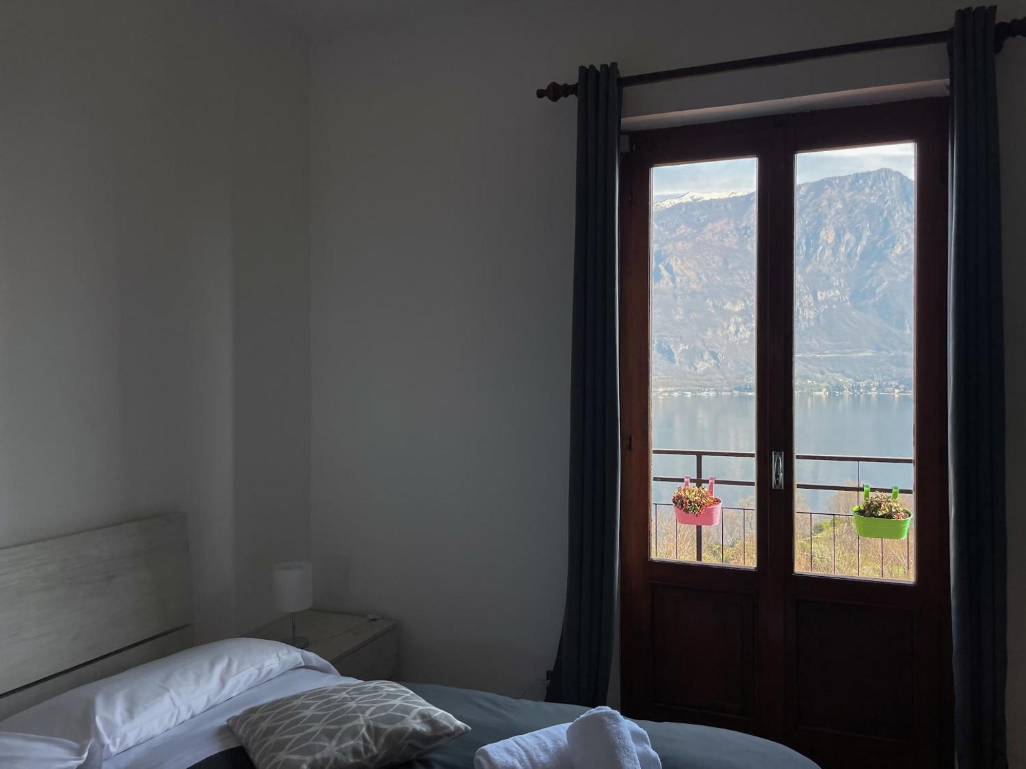 Appartamento Tivano Balcone Con Vista Lago Bellagio Bagian luar foto