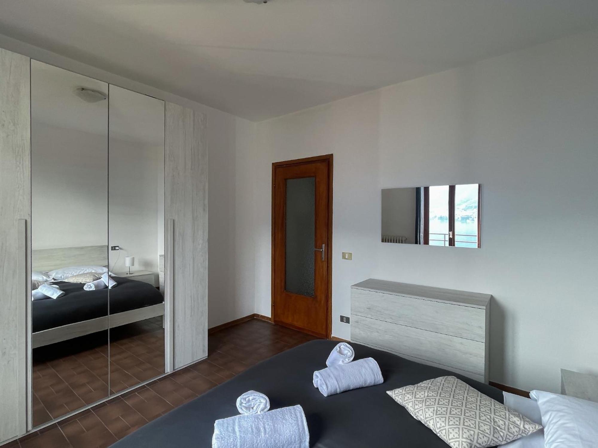 Appartamento Tivano Balcone Con Vista Lago Bellagio Bagian luar foto